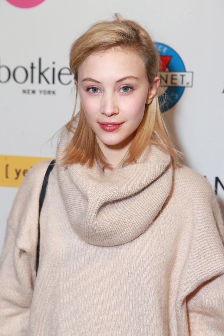 Sarah Gadon