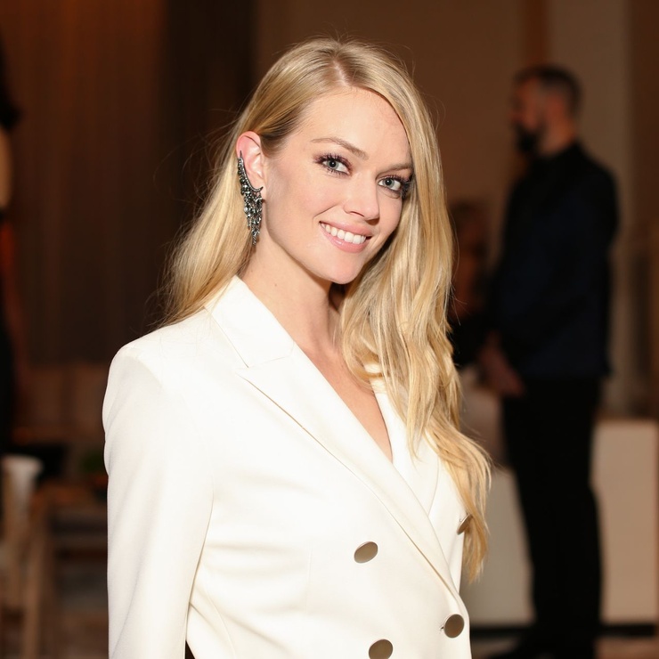 Lindsay Ellingson Lindsay Ellingson