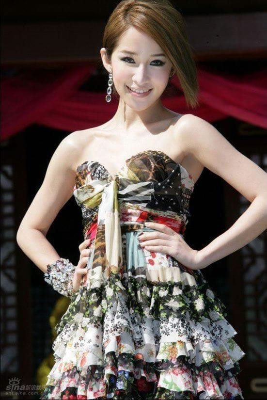 Elva Hsiao