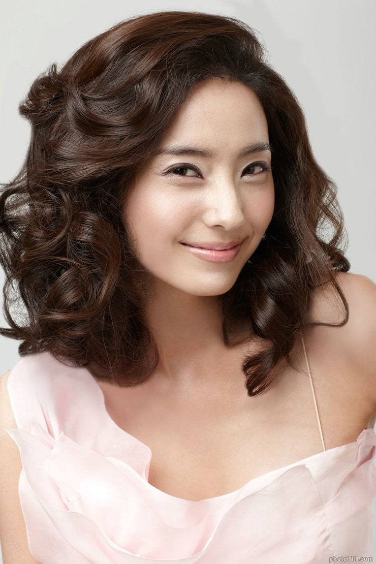 Han Chae Young