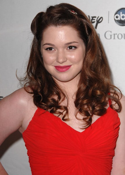 Jennifer Stone