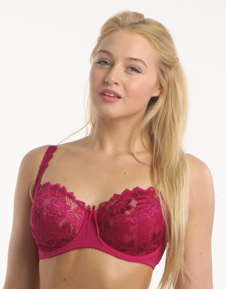 Iskra Lawrence