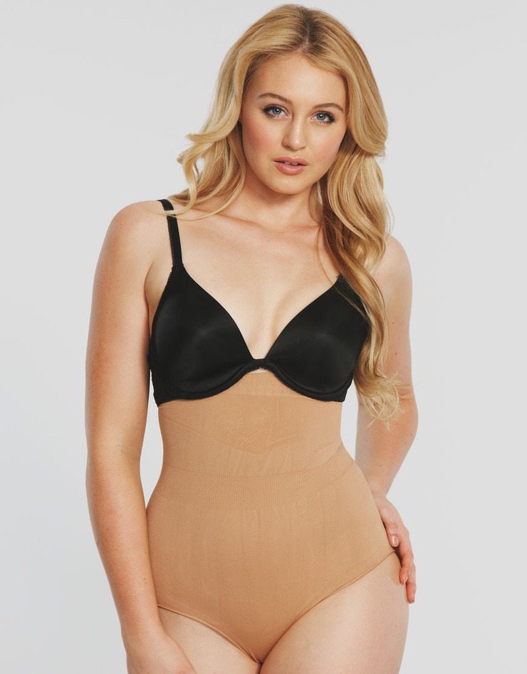 Iskra Lawrence Iskra Lawrence