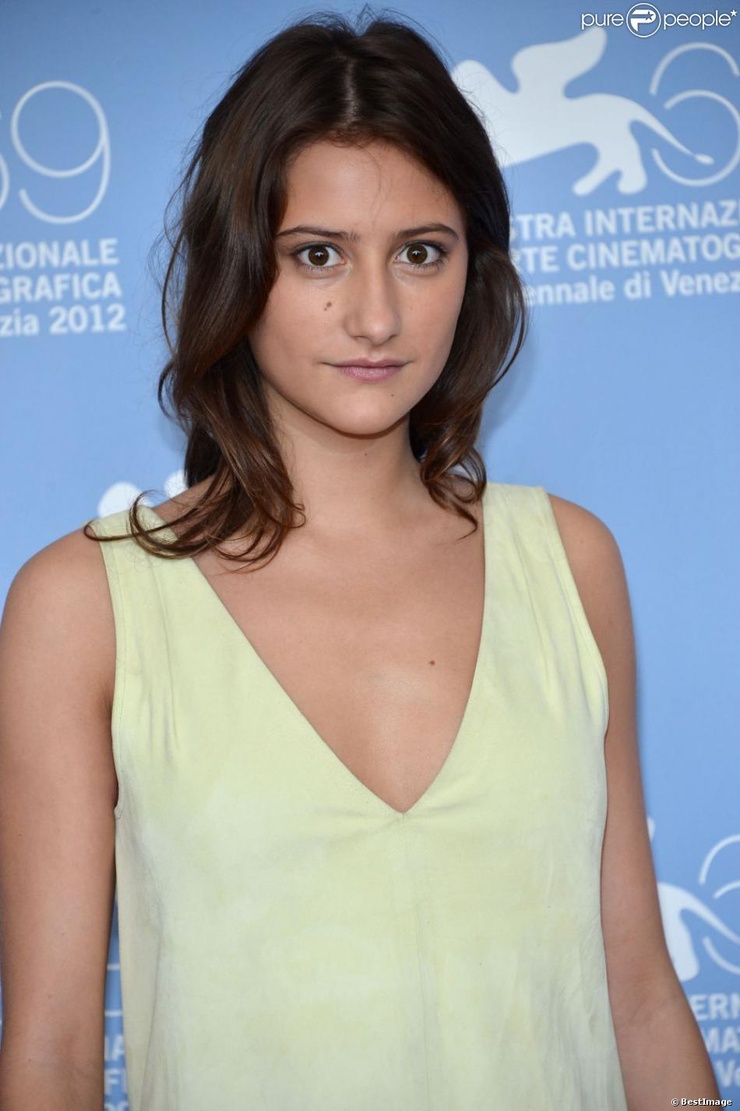 Lola Créton