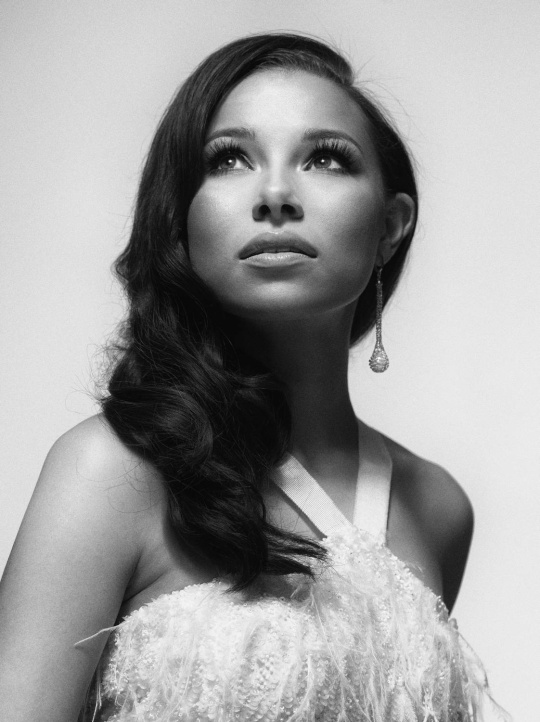 Jessica Parker Kennedy Jessica Parker Kennedy