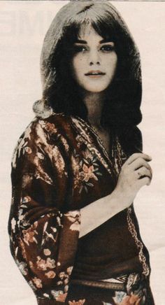 Tina Aumont