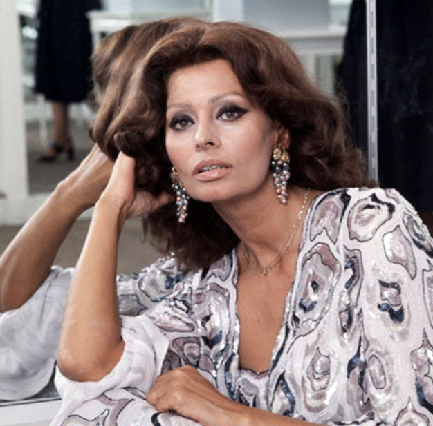 SOPHIA LOREN