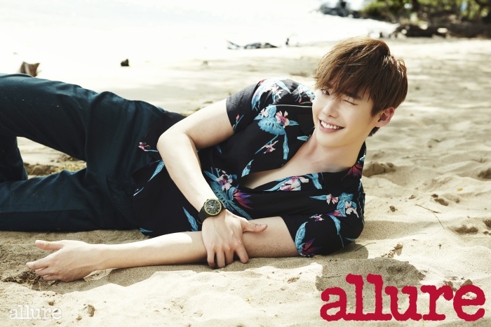 Jong Suk Lee