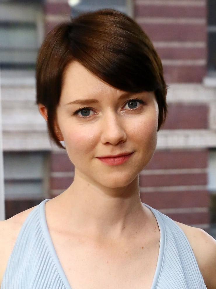 Valorie Curry