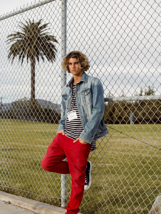 Jay Alvarrez