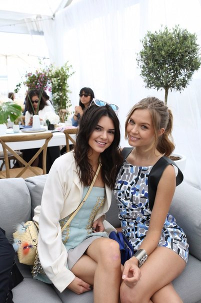 Josephine Skriver Josephine Skriver