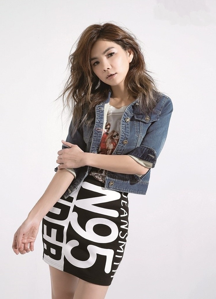 Ella Chen picture