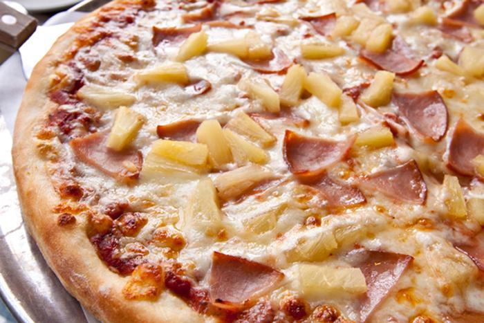 Hawaiian Pizza