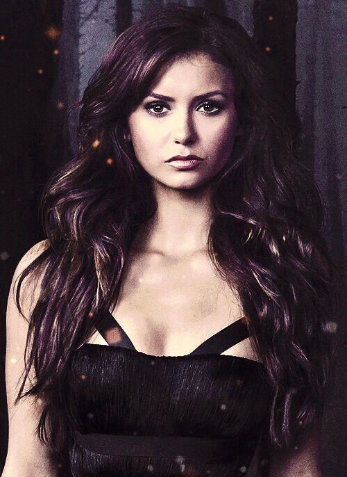 Nina Dobrev