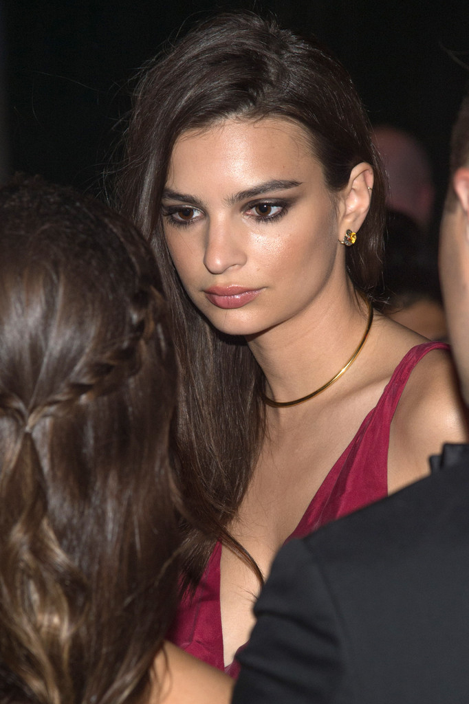 Emily Ratajkowski