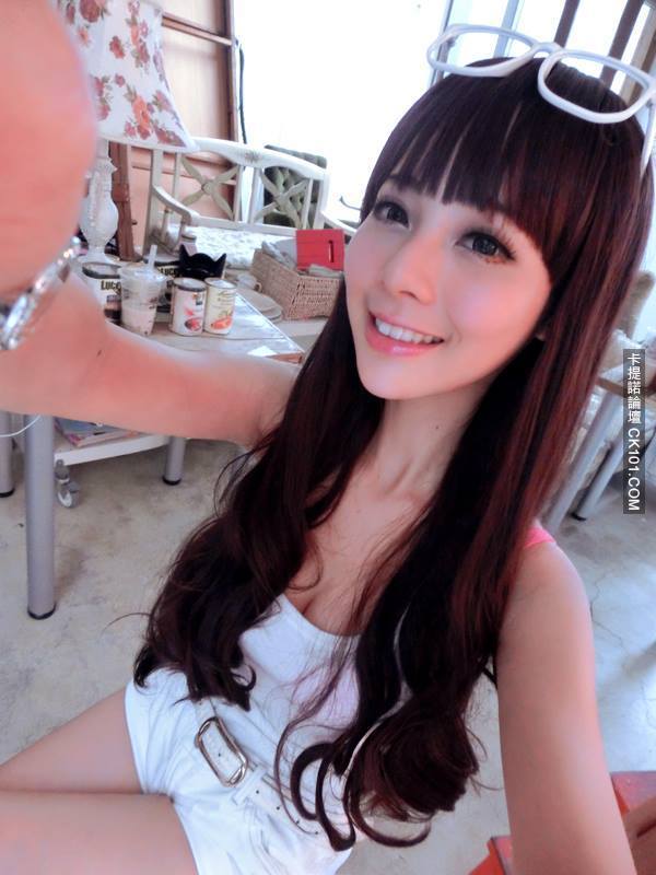 Zhang XiangXiang 張香香 Zhang XiangXiang 張香香