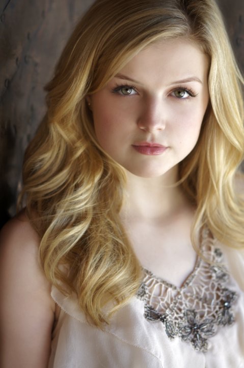 Anna Grace Barlow Anna Grace Barlow