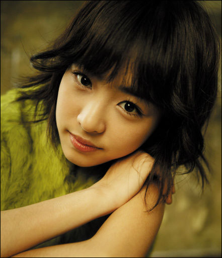 Yeon-hee Lee Yeon-hee Lee