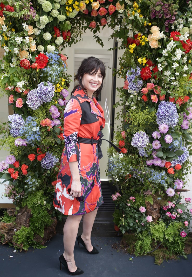 Daisy Lowe