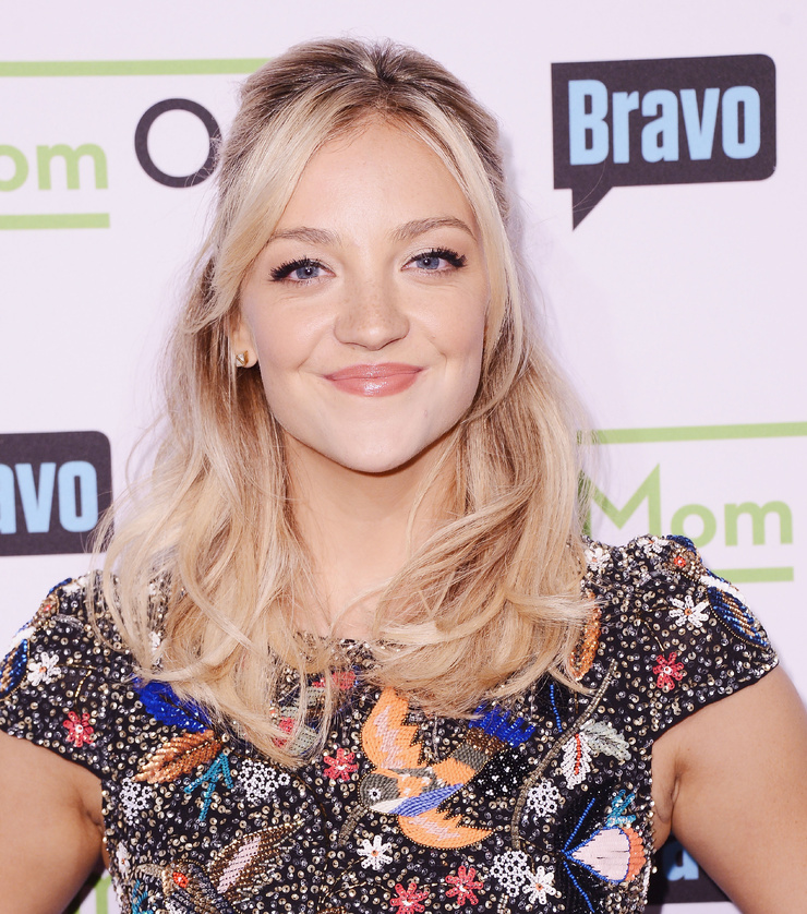 Abby Elliott Abby Elliott