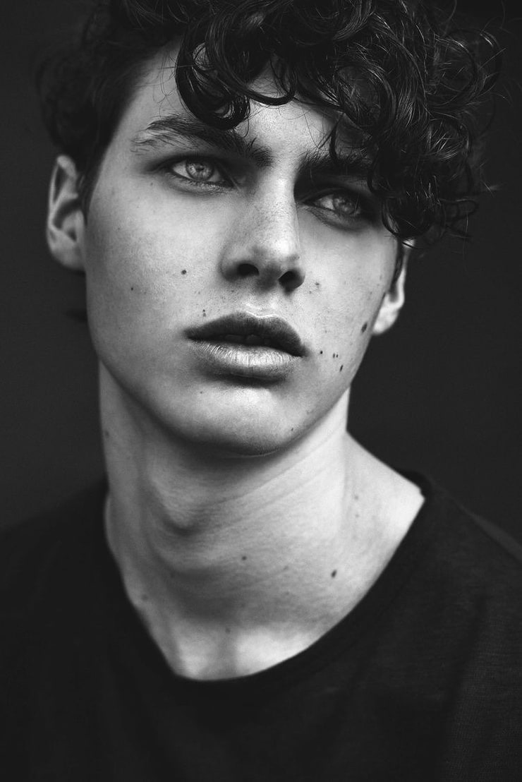 Darwin Gray