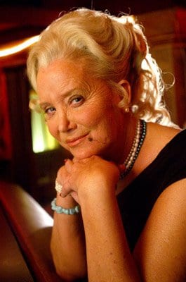 Sally Kirkland