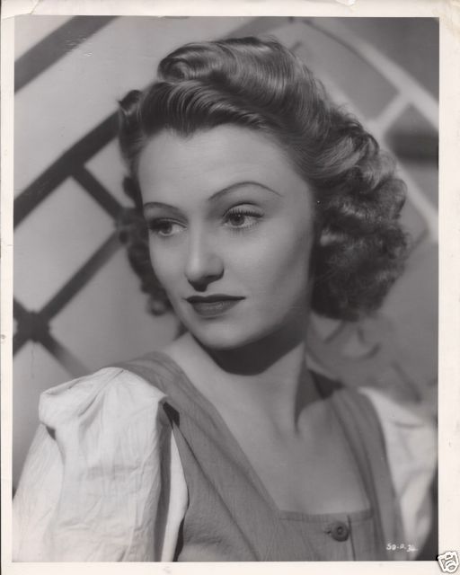 Anna Konstam