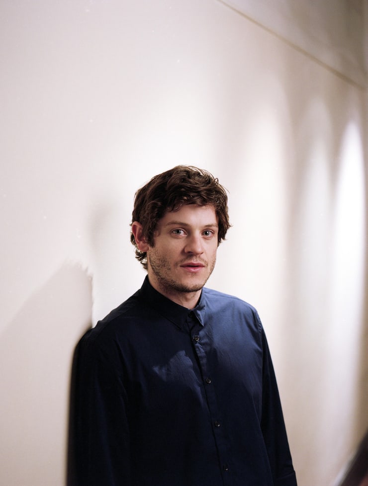 Picture of Iwan Rheon