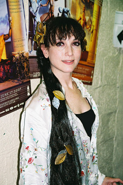 Bebe Neuwirth