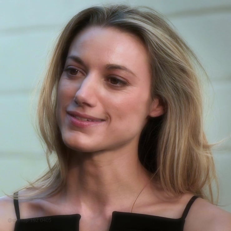 Zoie Palmer