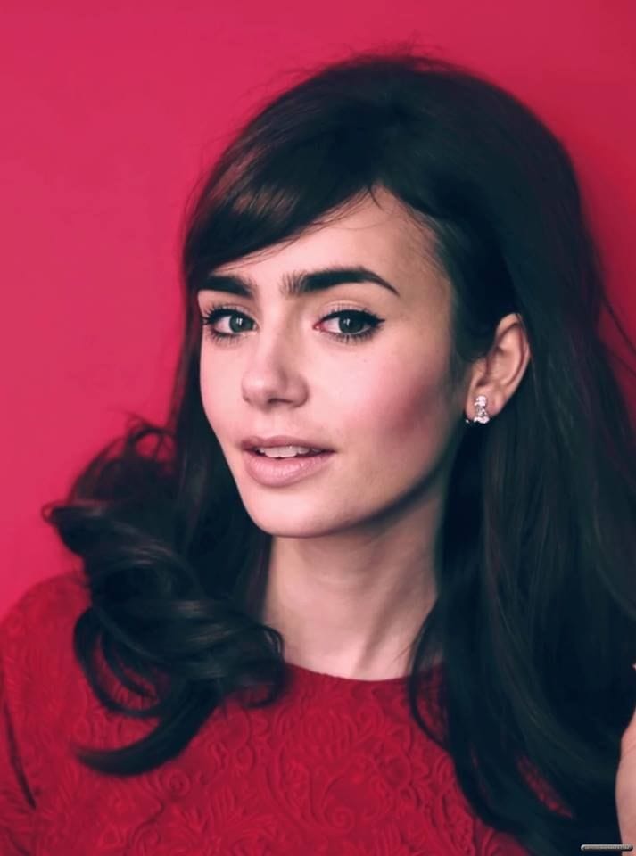 Lily Collins