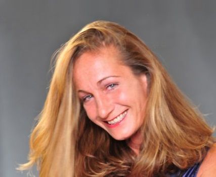 Cristina J. Huie