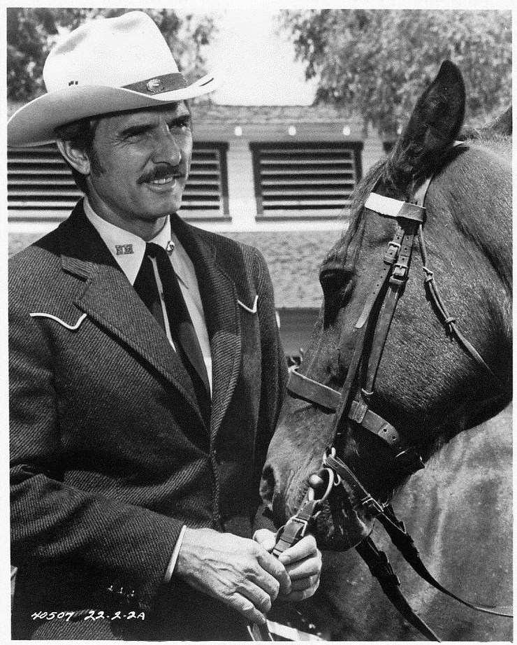 Dennis Weaver