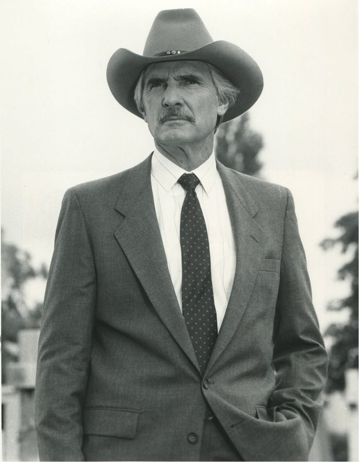 Dennis Weaver