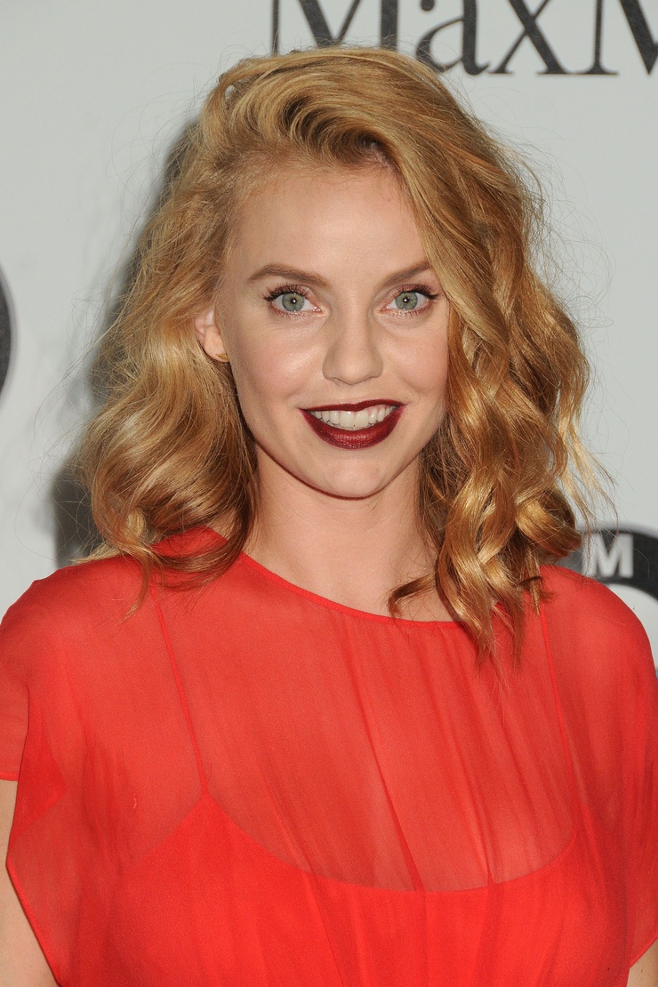 Kelli Garner Kelli Garner