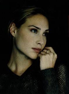 Claire Forlani