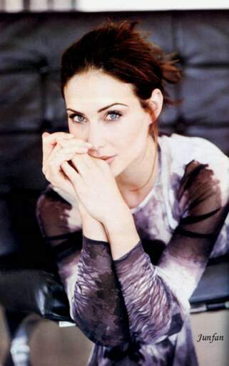 Claire Forlani