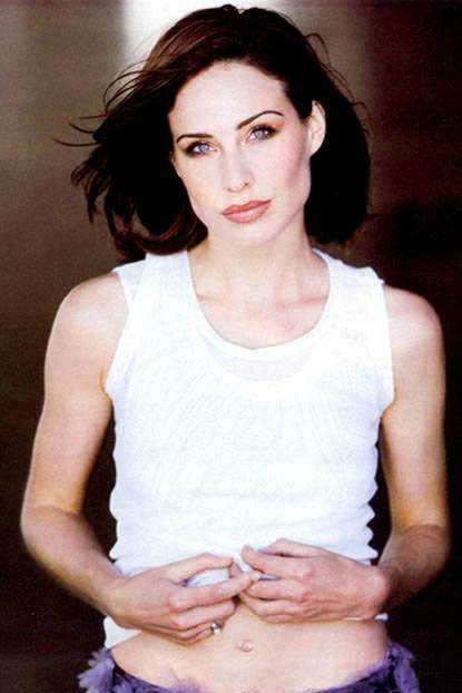 Claire Forlani