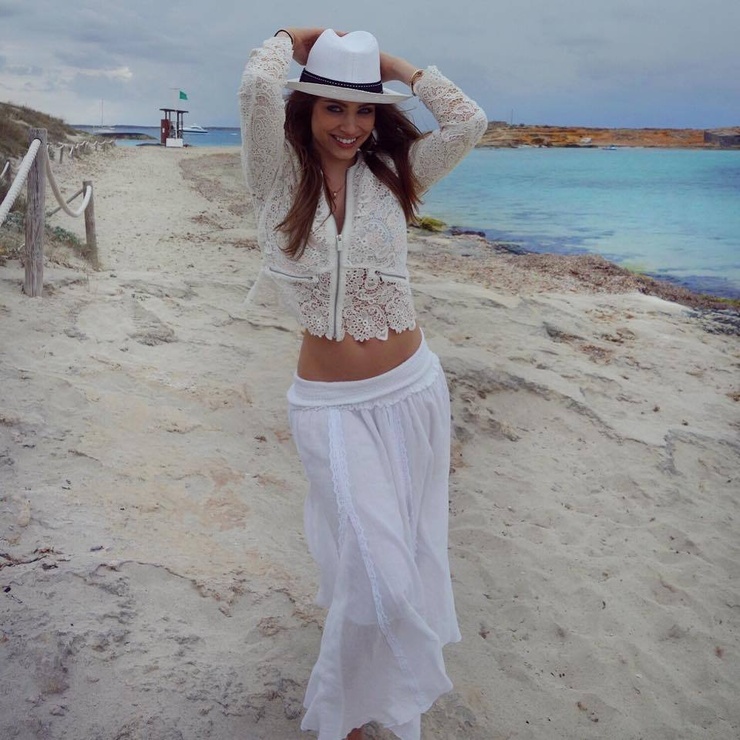 Xenia Tchoumitcheva Xenia Tchoumitcheva
