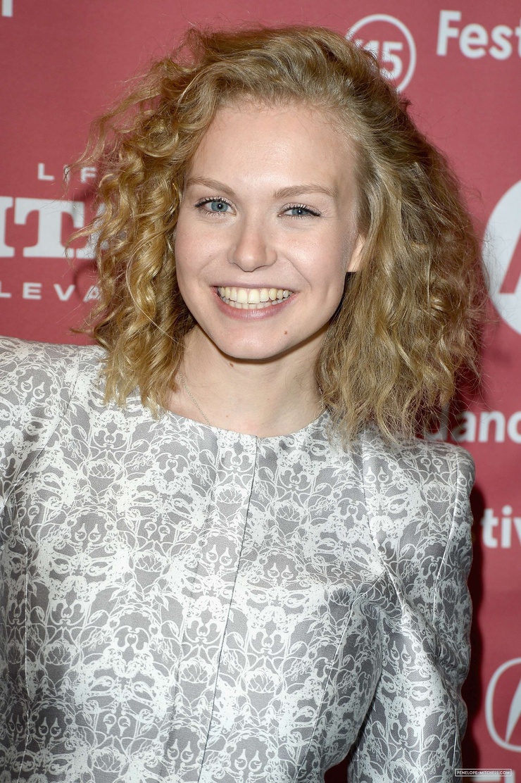 Penelope Mitchell Penelope Mitchell