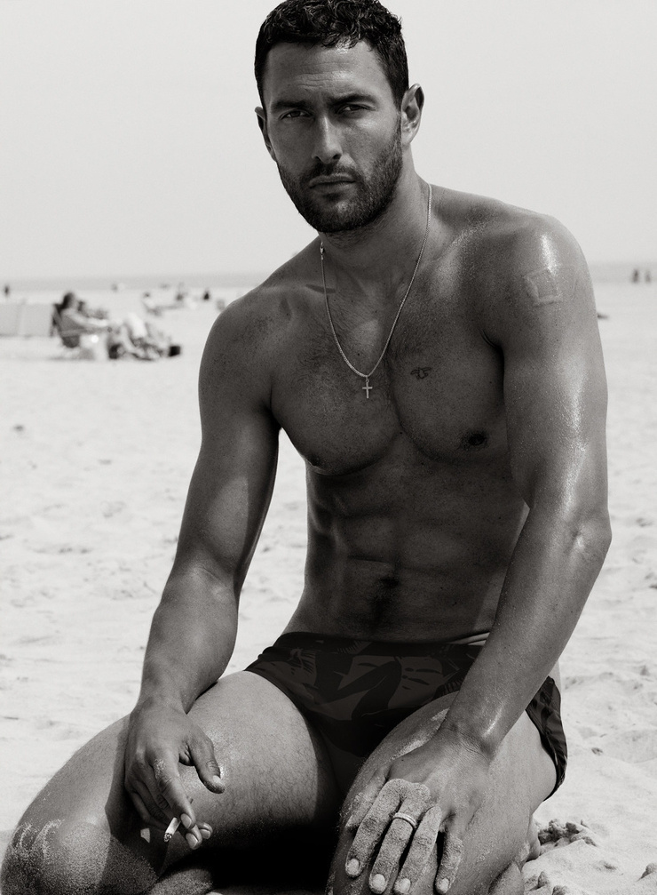 Image of Noah Mills