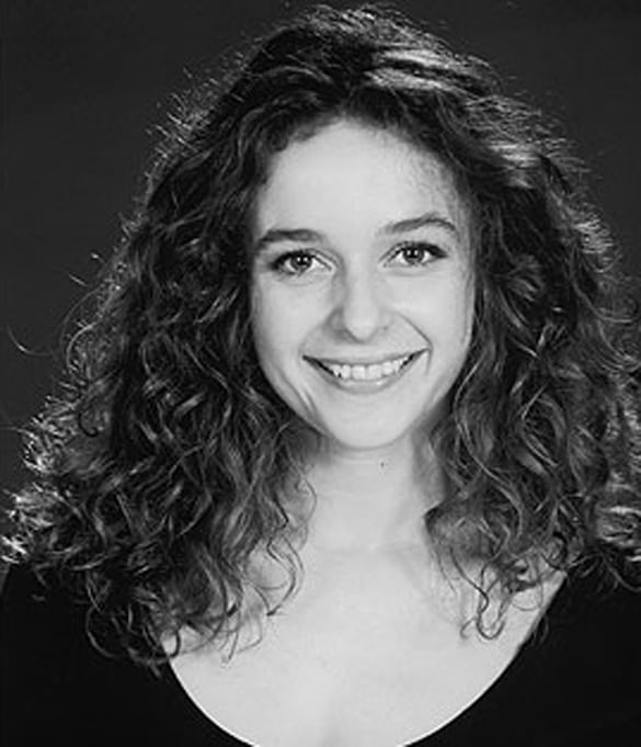 Julia Sawalha