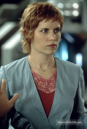 Kim Dickens