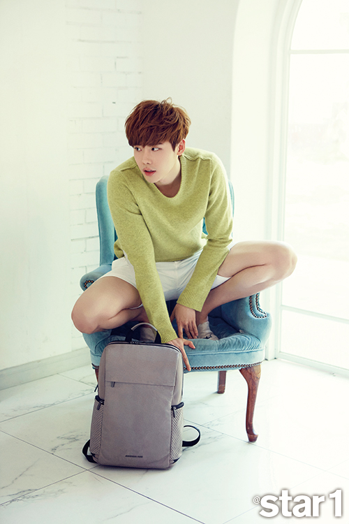 Jong Suk Lee
