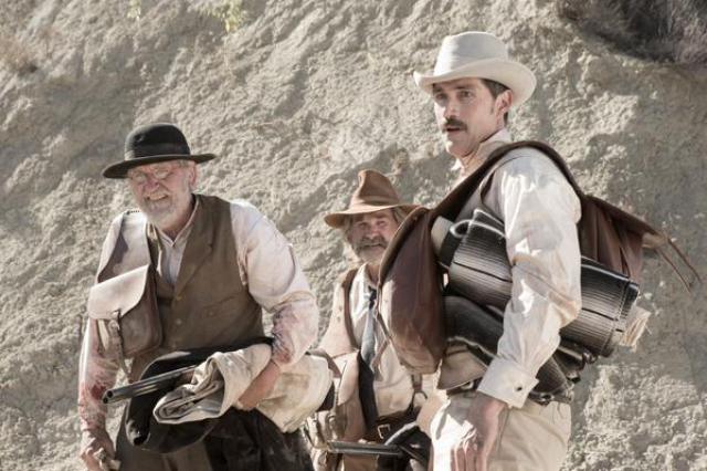 Bone Tomahawk (2015)