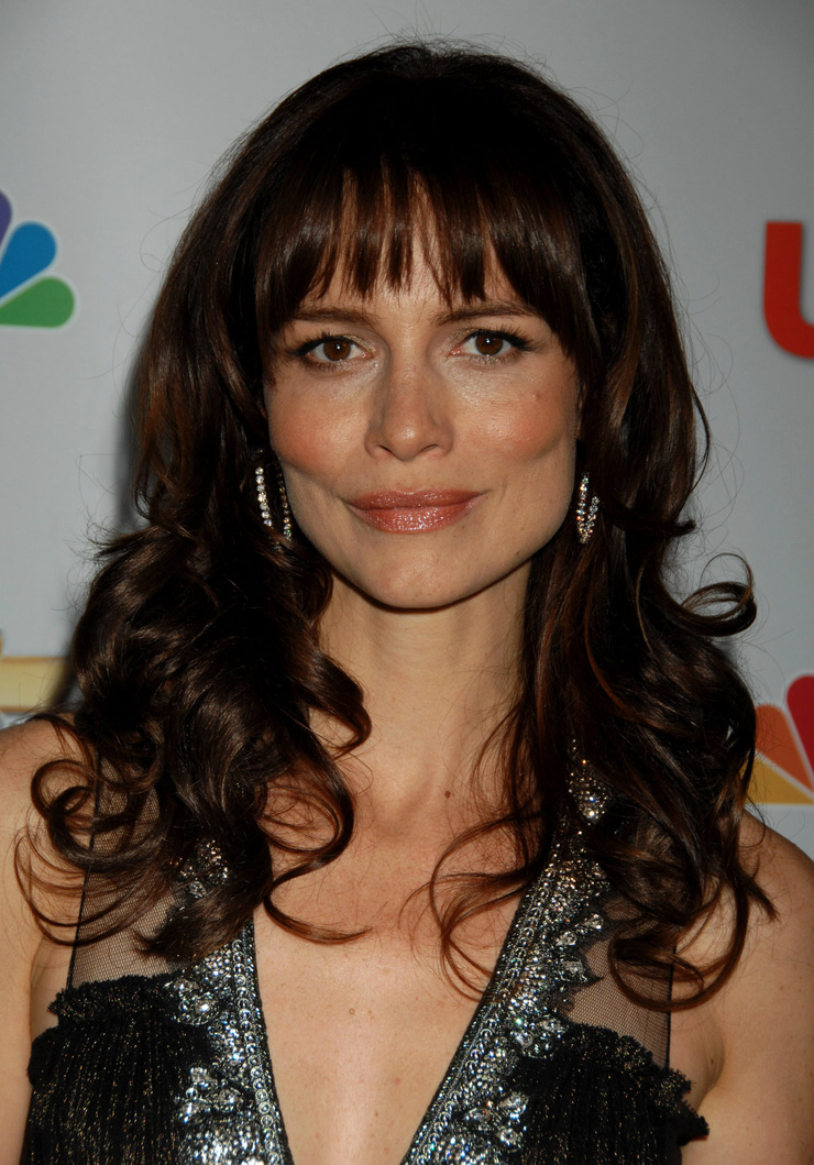 Saffron Burrows picture