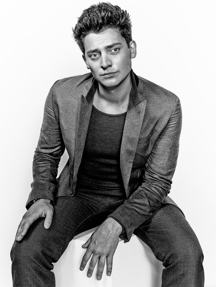 Aneurin Barnard