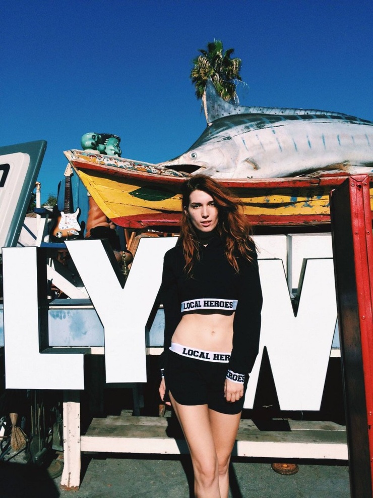 Dani Thorne Dani Thorne