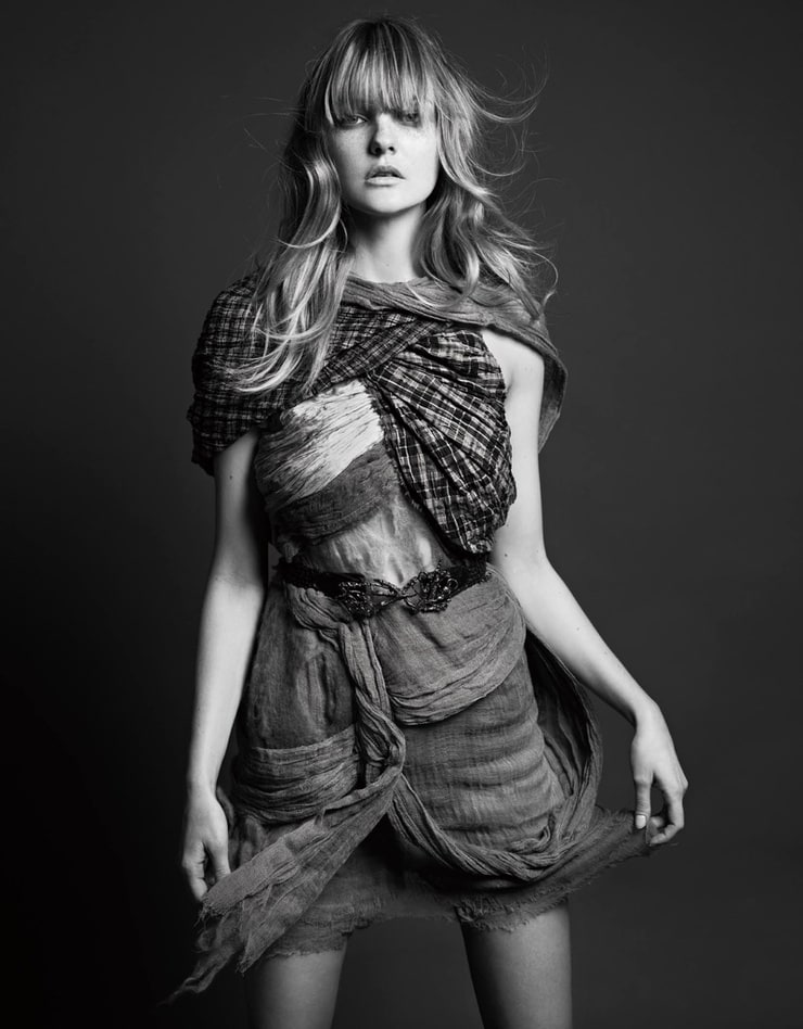 Caroline Trentini Caroline Trentini
