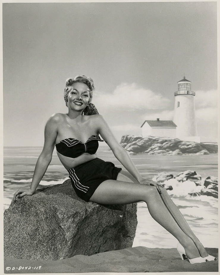 Mari Blanchard